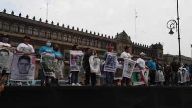 Sigue el reclamo de justicia por víctimas de Ayotzinapa