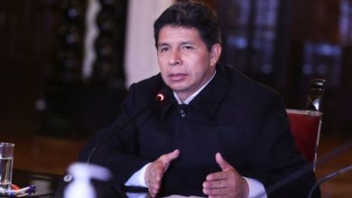 Presidente Pedro Castillo es hostigado por el Congreso peruano