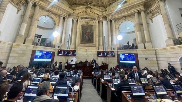 Senado colombiano aprobó proyecto de paz total