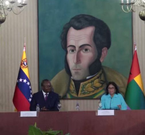 Venezuela y Guinea-Bisáu profundizan relaciones bilaterales.