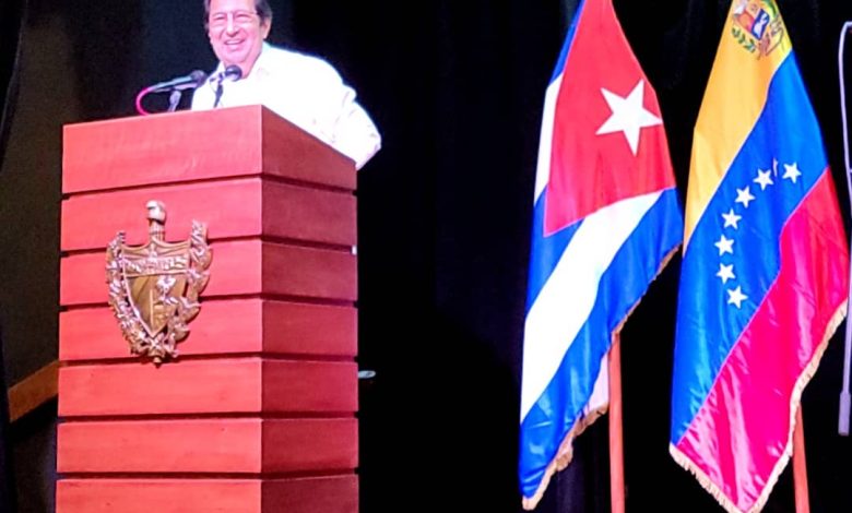 Cuba conmemora Día de la Lealtad y el Amor al Comandante Chávez
