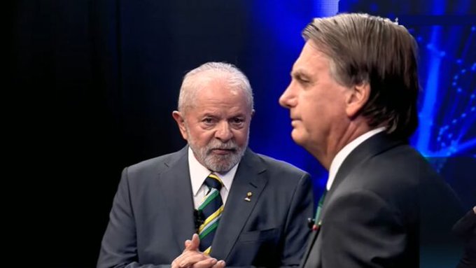 Coalición de Lula acusa a Bolsonaro e hijos por abuso de poder político