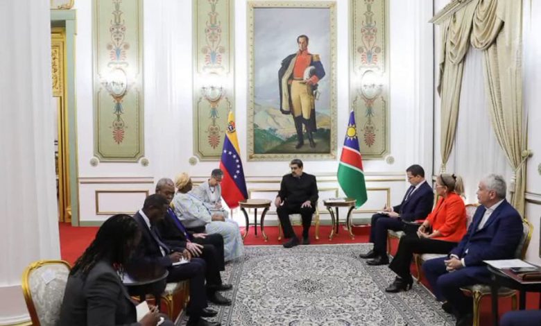 Presidente Maduro se reùne con Viceprimer ministra de Namibia