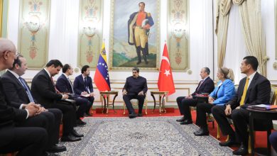 Presidente Maduro sostiene encuentro con ministro de Comercio de Türkiye