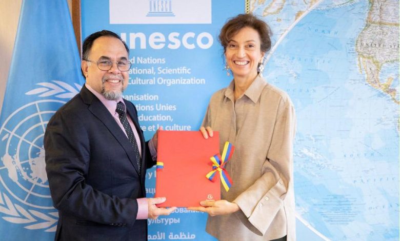 Embajador Pérez presentó cartas credenciales ante Unesco