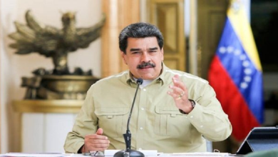 Maduro escuchar servidores
