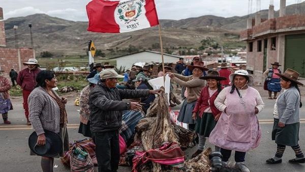 Siguen protestas contra el Gobierno de Perú