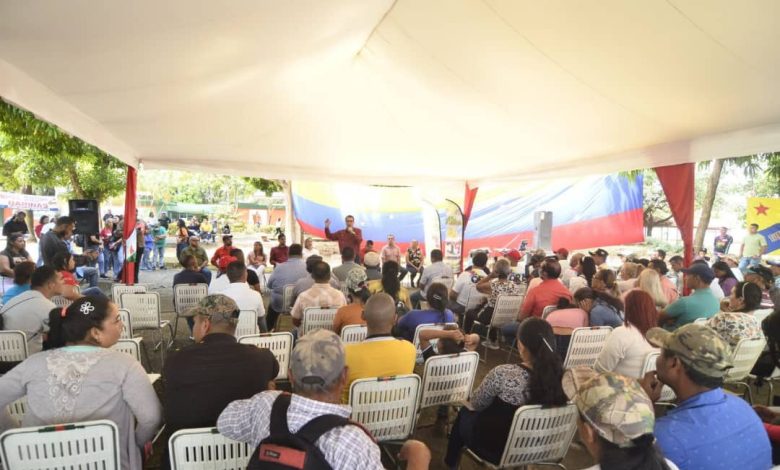 Juramentan a campesinos ante el Consejo Nacional de Tierras en Barinas