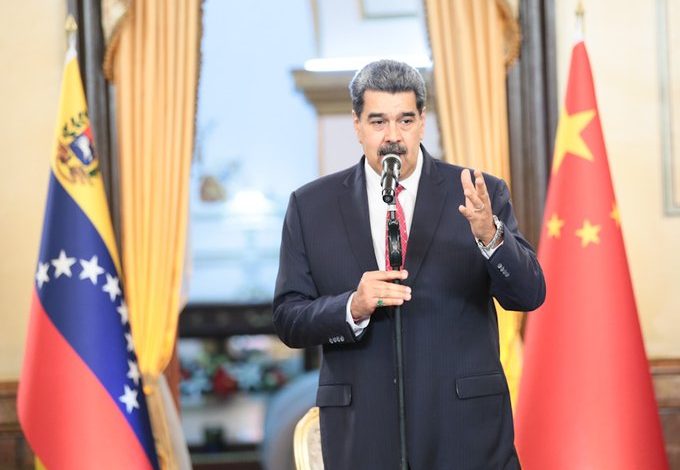 Maduro exalta labor diplomática del Embajador de la República Popular China