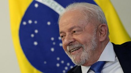 Lula da Silva iba a viajar con delegación récord de 240 empresarios