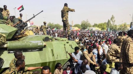Ejercito y rebeldes enfrentados en Sudán