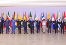 Presidentes sudamericanos suscriben Consenso de Brasilia sobre integración regional