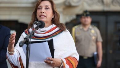Dina Boluarte descarta adelantar elecciones presidenciales en Perú