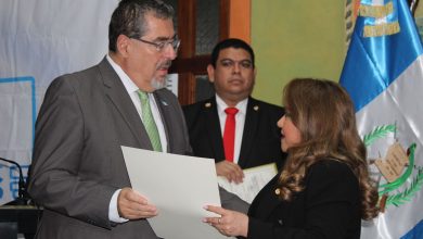 TSE de Guatemala acredita a Bernardo Arévalo como presidente electo