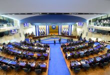 Congreso autoriza a Nayib Bukele para buscar la reelección