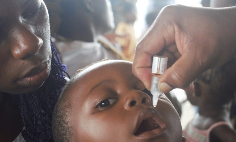 Vacunación contra la polio