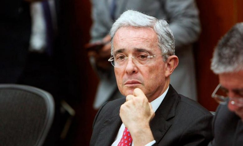 Álvaro Uribe Vélez dio presuntamente como positivo para COVID-19