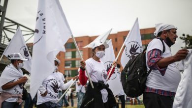 Protesta del partido FARC en Bogotá