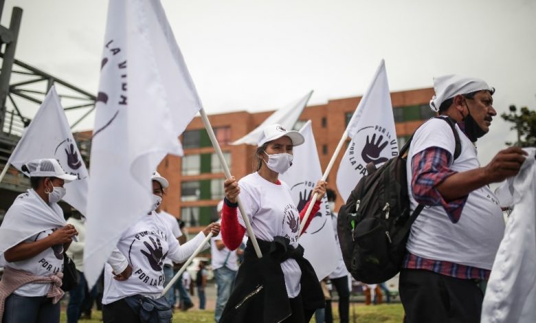 Protesta del partido FARC en Bogotá