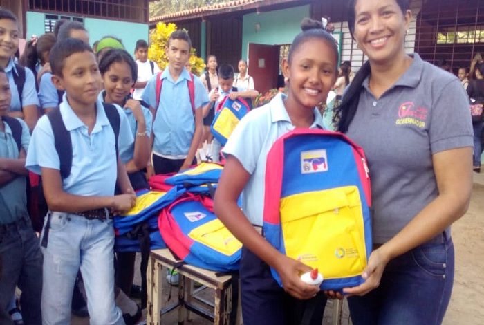 El diputado Cabello pidió cuidar de que no existan niños sin escolarización en el país