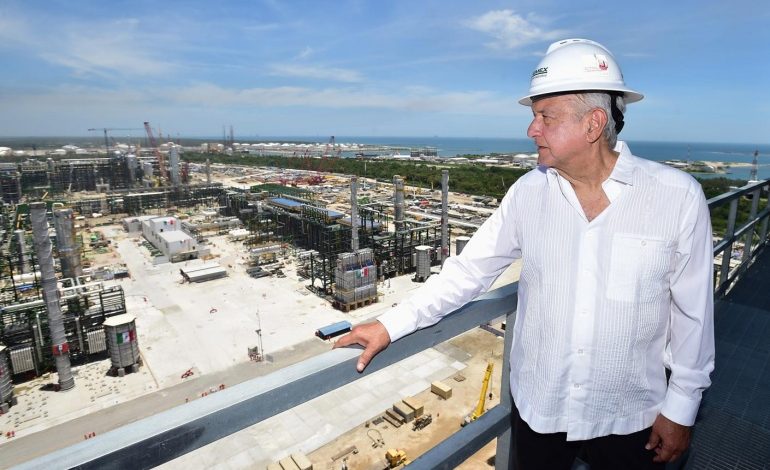 López Obrador en Dos Bocas