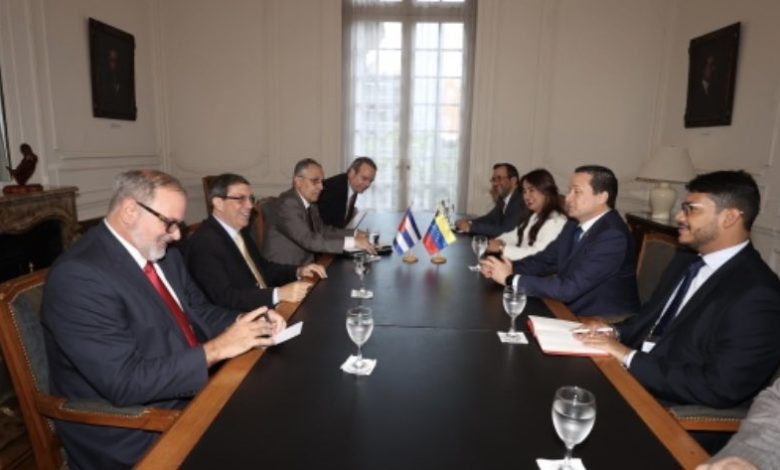 Cancilleres de Venezuela y Cuba sostuvieron encuentro