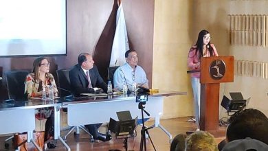 La rectora de la UICOM, Tania Díaz, explicó que la instalación de la Línea de Investigación es vencer la censura y agresión