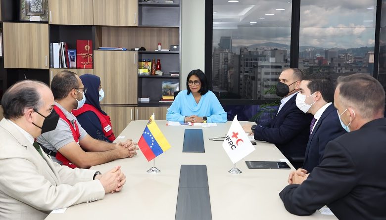 Delcy Rodríguez lideró una reunión de trabajo con la Cruz Roja Internacional y la Media Luna Roja