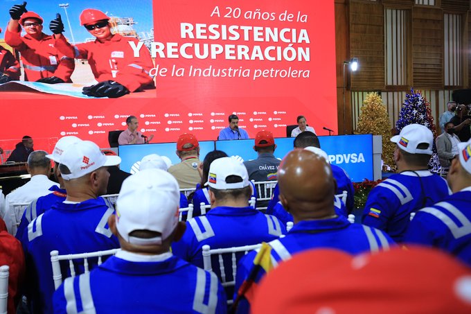 mantener a Chávez vivo en la lucha diaria del pueblo, en la conciencia diaria del pueblo