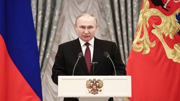 Putin se reúne con alto mando militar por situación en Ucrania