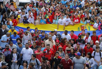 Jóvenes se movilizaron en la Gran Marcha en honor a Robert Serra