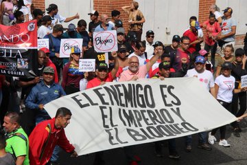 Movilización popular rechaza el bloqueo contra Venezuela