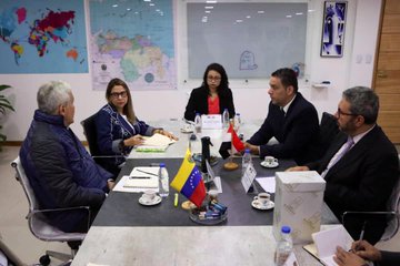Venezuela y Egipto evalúan activar intercambio académico y experiencias productivas