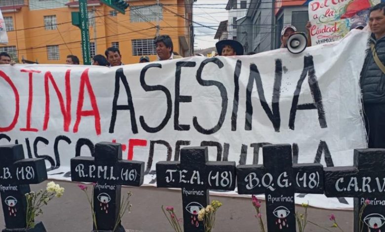 Fiscalía investigará muertes en protestas en Perú