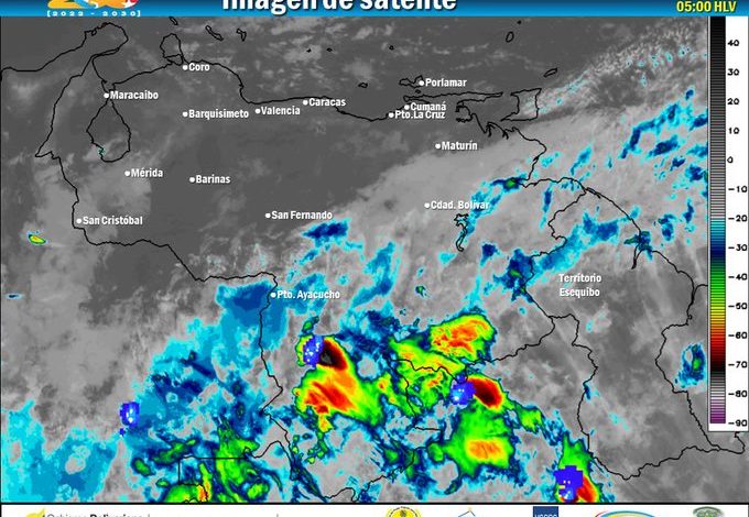 Inameh áreas nubladas con descargas eléctricas en gran parte del país