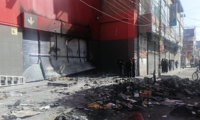 Luto de tres días por matanza de manifestantes en Juliaca