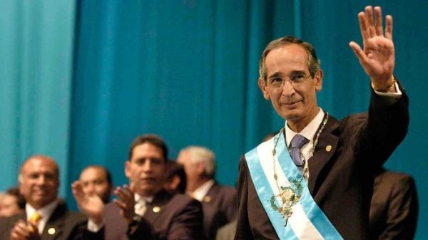Álvaro Colom