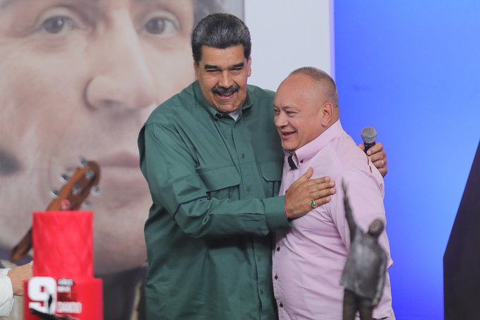 Presidente Nicolás Maduro celebra 9no. aniversario del programa Con el Mazo Dando