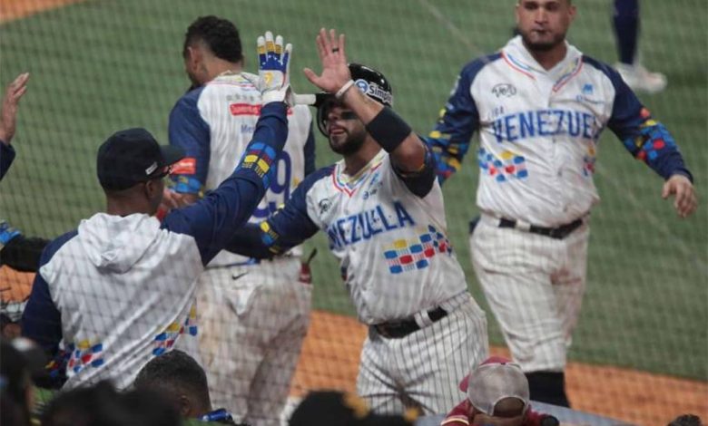 Leones derrota a Agricultores Serie del Caribe 2023