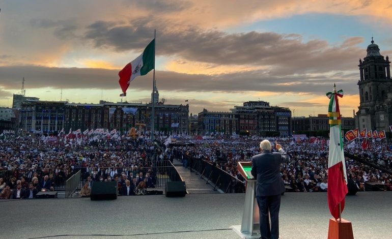 AMLO encabezará festejo masivo por la expropiación en el Zócalo