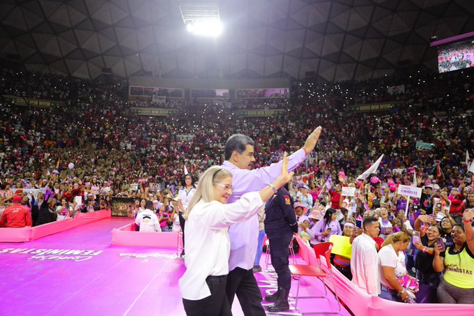 Presidente Maduro acompaña conmemoración del Día Internacional de la Mujer