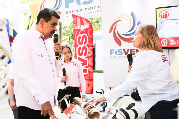 Ejecutivo llama a la empresa privada a sumar esfuerzos para fortalecer el sistema de salud