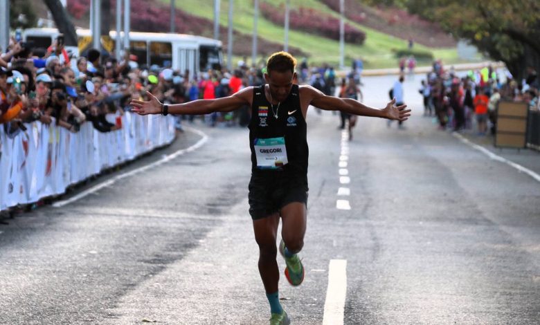 Llegada del maratón de la CAF