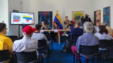 Realizan foro “El Sol de Venezuela nace en el Esequibo” en Caracas