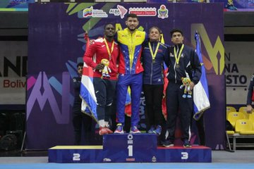Venezuela obtiene oro en lucha grecorromana masculina