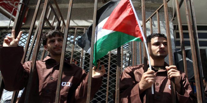 Israel mantiene en sus cárceles a 4.900 palestinos