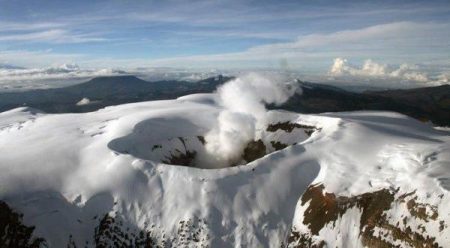 Vista del Volcán Nevado del Ruiz