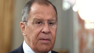 Lavrov reitera compromiso de Rusia a resolver la crisis con Ucrania por medios políticos