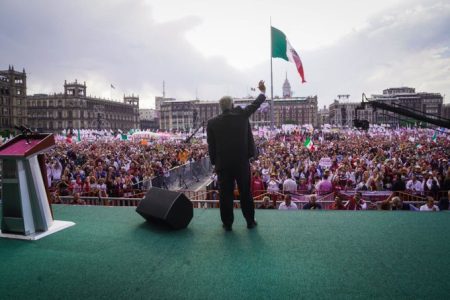 Presidente López Obrador festeja triunfo electoral