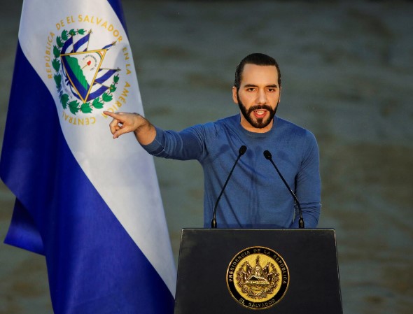 Nayib Bukele renunciará para buscar reelección en 2024
